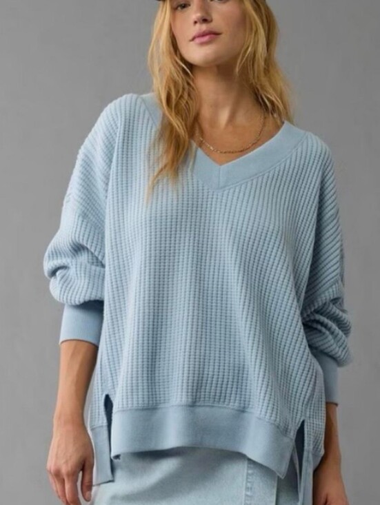 American Eagle Outfitters Sweaters - American Eagle Outfitters Light Blue V-Neck Waffle Sweater